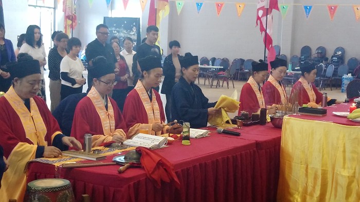 Klein vers om de uitnodiging te&nbsp;beginnen