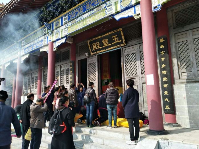 Verkondiging van hoogschatting van de Noordelijke vijf&nbsp;voorvaders